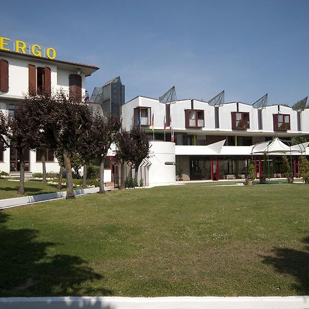 Albergo Ristorante Da Domenico Монте-Сан-Савино Экстерьер фото